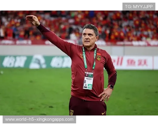 球队主帅赛后总结全场表现，球队主帅是教练吗