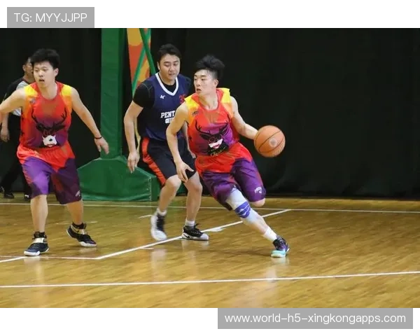 经典比赛重播：那些年我们追过的精彩瞬间，经典比赛回顾